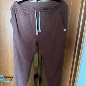 Vuori Rust Jogger Pants with Cream Drawstring